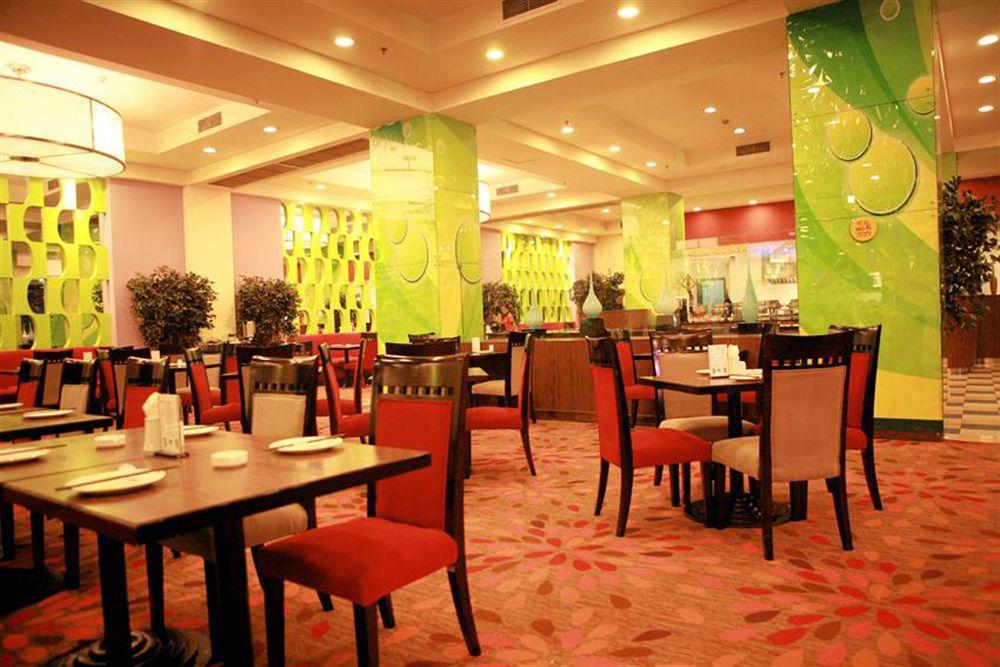 Holiday Inn Express Zhengzhou Zhongzhou, An Ihg Hotel Restaurante foto